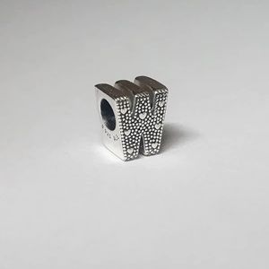 NWT AUTHENTIC PANDORA LETTER W ALPHABET CHARM #797477